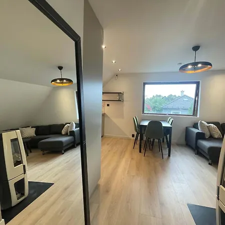 Free Parking - Bright 3br *